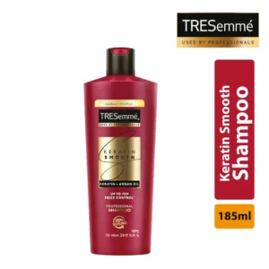 Tresemme Keratin Smooth Shampoo 185ml বোতল ক্লিন ব্যাকগ্রাউন্ডে